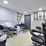 Palace 4*