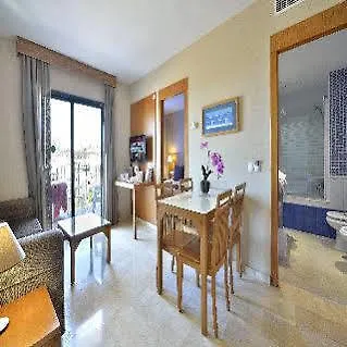 Отель Palace 4*